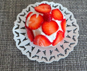Merveilleux à la fraise (Strawberries Merveilleux)