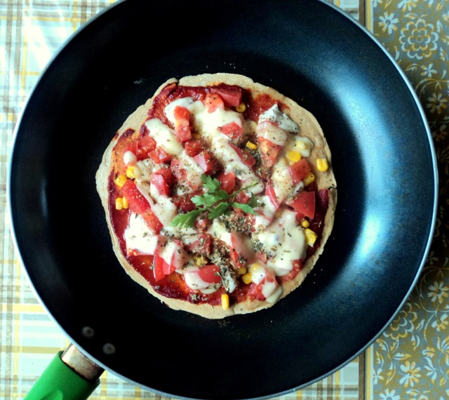 Dietetyczna pizza z patelni - szybka, prosta i smaczna :)