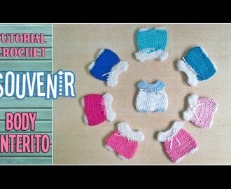 Souvenir a crochet para baby shower enterito, body bebé, paso a paso
