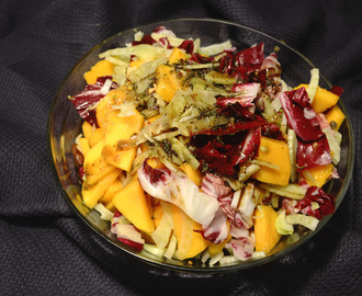 Fenchel Papaya Salat mit Ciccorino und Haselnüssen