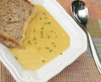 Creamy Kohlrabi Bread Soup