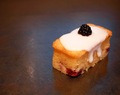 Blackberry and yoghurt mini loaf cakes