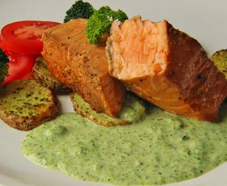 Vyuzený losos s brokolicovou omáčkou