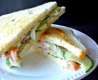 LUNCH TIME: Sandwich zalm & kruidenmayonaise