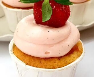Erdbeer Rhabarber Cupcakes