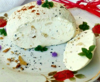 Serek z jogurtów greckich (labneh)