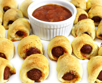 ﻿Skinny, Pizza Flavored Pigs in a Blanket