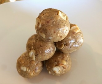 Paleo Protein Maple Cashew Nut Bites