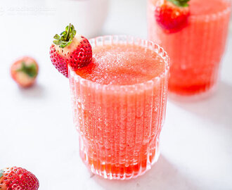 Low-Carb Frozen Strawberry Daiquiri