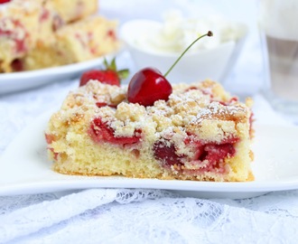 Sommerkuchen ♡ Erdbeer - Kirsch - Streusel