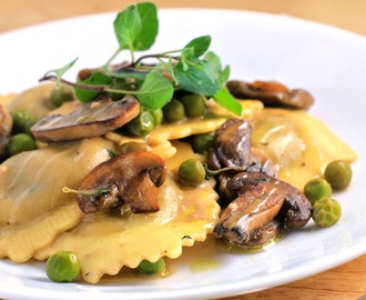 Simple Ravioli Marsala with Mushrooms and Peas