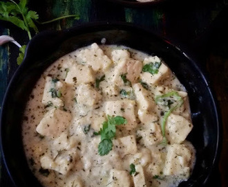 Lehsuni Methi Paneer(Indian Cottage Cheese Cooked in Chopped garlic and Dry Fenugreek leaves gravy)
