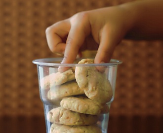 Whole Wheat Almond Cookies (Eggless)