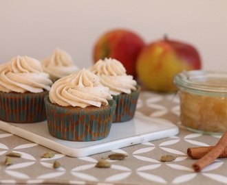 Cupcakes s jablky a skořicovým krémem