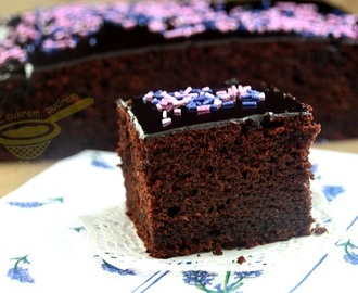 wilgotne ciasto czekoladowe z burakami