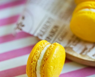 Lemon Macaron with Lemon Buttercream