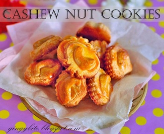 Cashew Nut Cookies 腰果曲奇