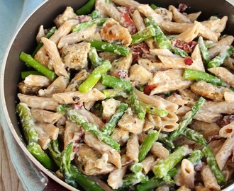 Creamy Chicken and Asparagus with Whole Grain Pasta and Bacon