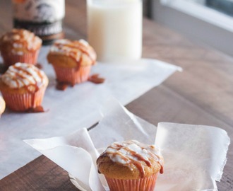 Mini Pumpkin Muffins {with sour cream and caramel frosting}