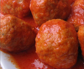 Meatballs in Tomato Sauce


Ingredients:

For the...