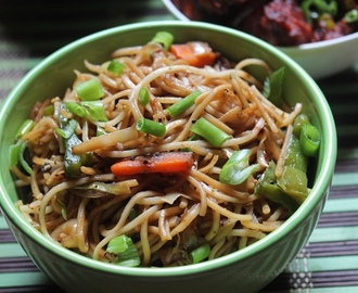 Chinese Vegetable Noodles Recipe / Veg Noodles Recipe