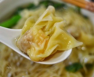 港式鲜虾云吞面 Hong Kong Style Wonton Noodle Soup
