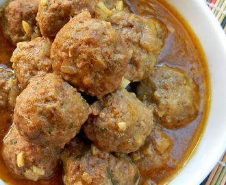Spanish Meatballs ♥ One Sauce, Five Meals