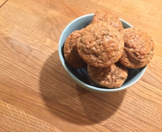 Owsiane muffinki śniadaniowe z bakaliami