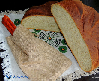 Chleb pszenno - orkiszowy na maślance