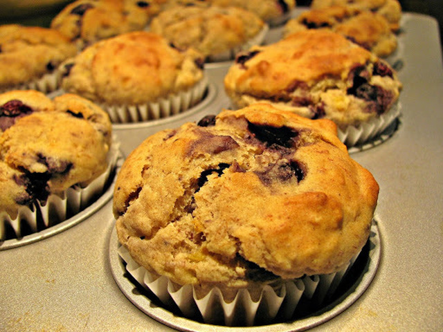 Muffins banane-bleuets sans gluten/Gluten free banana-blueberry muffins