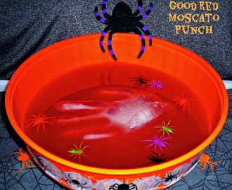 Frightfully Fun Entertaining with Gallo Family Vineyards...Featuring Ghoulishly Good Red Moscato Punch #SundaySupper