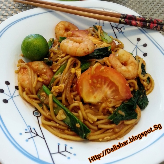 Chinese Style Mee Goreng (Tze Char Malay Fried Noodles)
