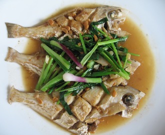 Leatherjacket fish Cooked In Fermented Soya Bean Paste 鸡肉鱼煮豆酱