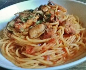 Spaghetti aux Moules, Tomates et Safran