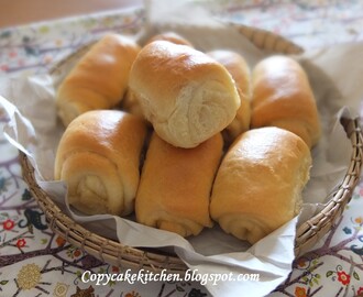 Raisin Roll Buns (葡萄干微波面包）& 肉桂面包(免揉) Cinnamon Rolls (No Knead)