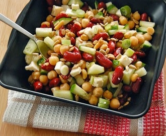 Salade de légumineuses, pommes et canneberges
