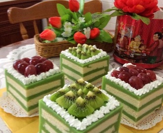 ~ Pandan Layer Cake ❤ 香兰千层蛋糕 ~