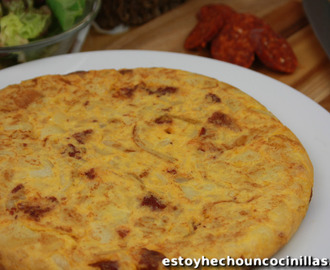 Recette d’omelette espagnole au chorizo (tortilla con chorizo)