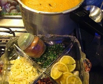 Recette de haleem, une soupe daal à l'agneau, lentilles et blé, épicée (Pakistan, Inde..)