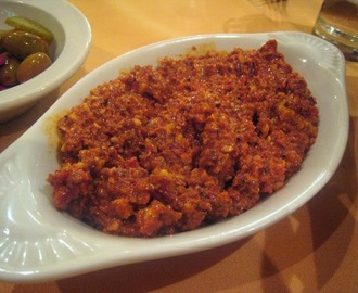 Recette de muhamara, dip aux poivrons, piments et noix (Liban, Syrie, Turquie...)