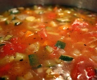 Recette de soupe minestrone (Italie)