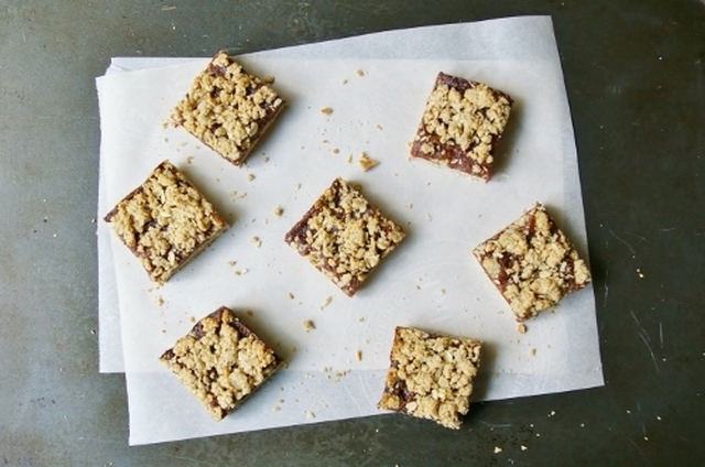 Healthy oat and flax date squares