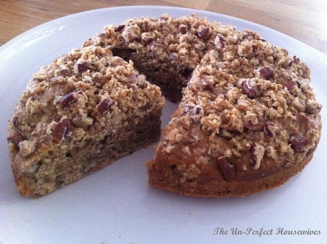 Low-fat Spiced Pecan Coffee Cake