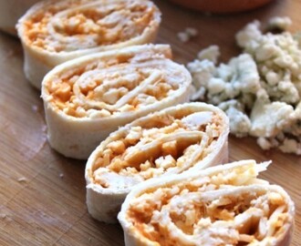 Easy Holiday Appetizer: Buffalo Chicken Wraps