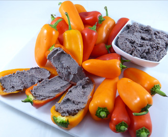 Healthy Snacks: Stepaniak's Black Bean Hummus Stuffed Baby Bell Peppers (vegan&gluten-free)