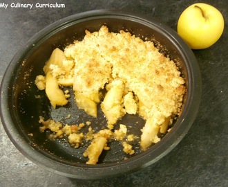 Crumble aux pommes et noix de coco (Apple crumble and coconut)