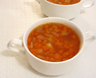 Soupe tomatée aux petits légumes