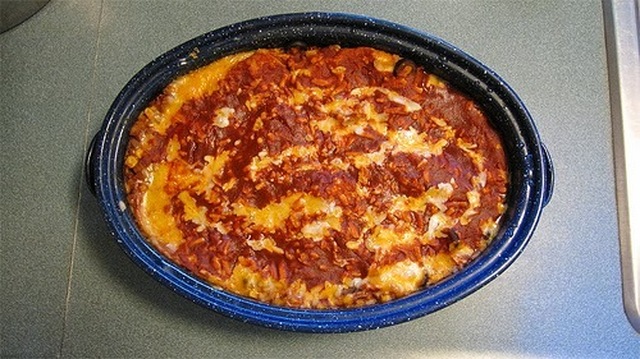 Recette de gratin de poulet parmigiana, sauce tomate, mozzarella et parmesan (Brésil)