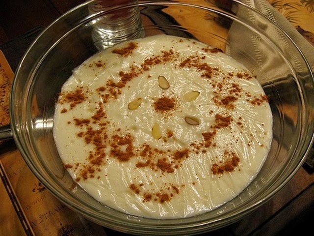Recette de muhallebi, crème de riz à la cannelle sans oeuf (Turquie)