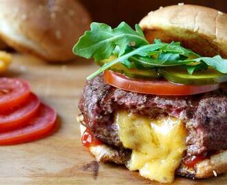 5-Ingredient Inside-Out Bacon Cheeseburgers